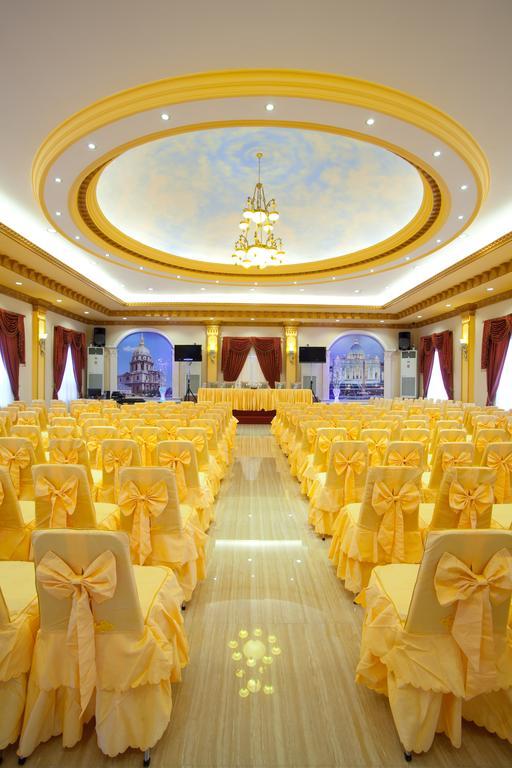Hotel Grand Town Makassar Exterior photo