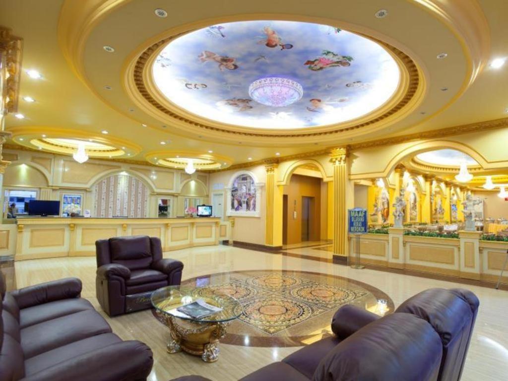 Hotel Grand Town Makassar Exterior photo