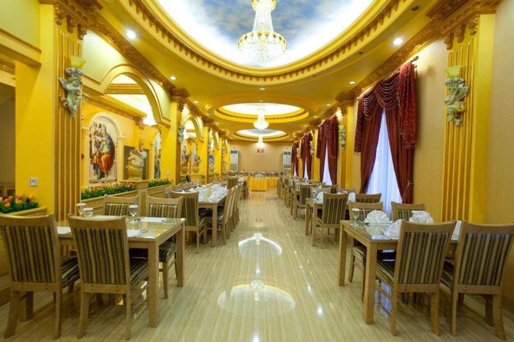 Hotel Grand Town Makassar Exterior photo