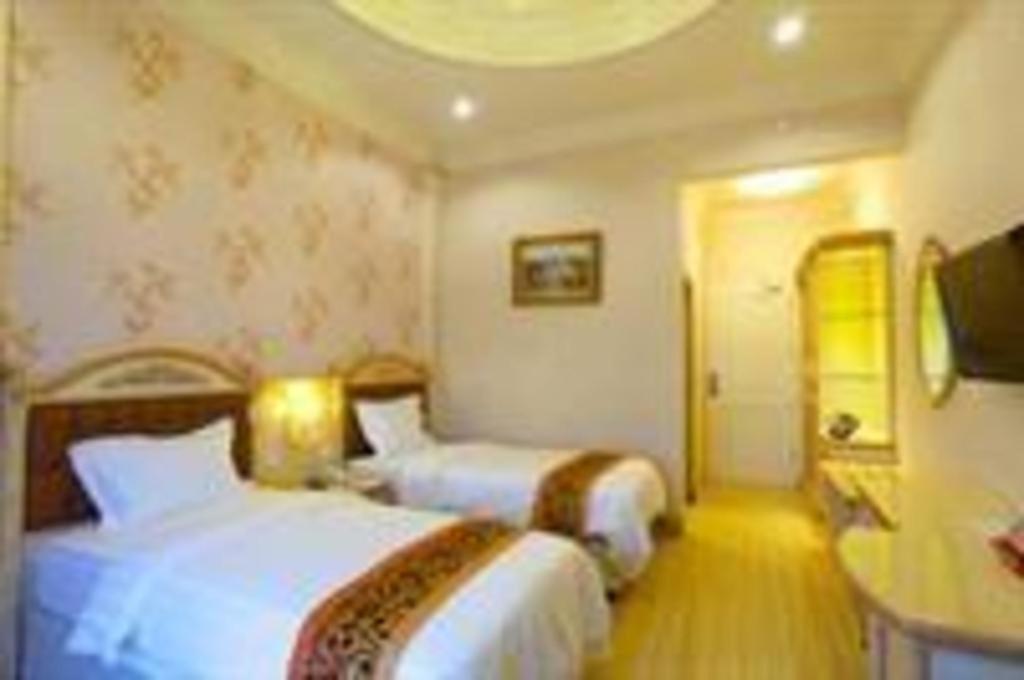 Hotel Grand Town Makassar Exterior photo
