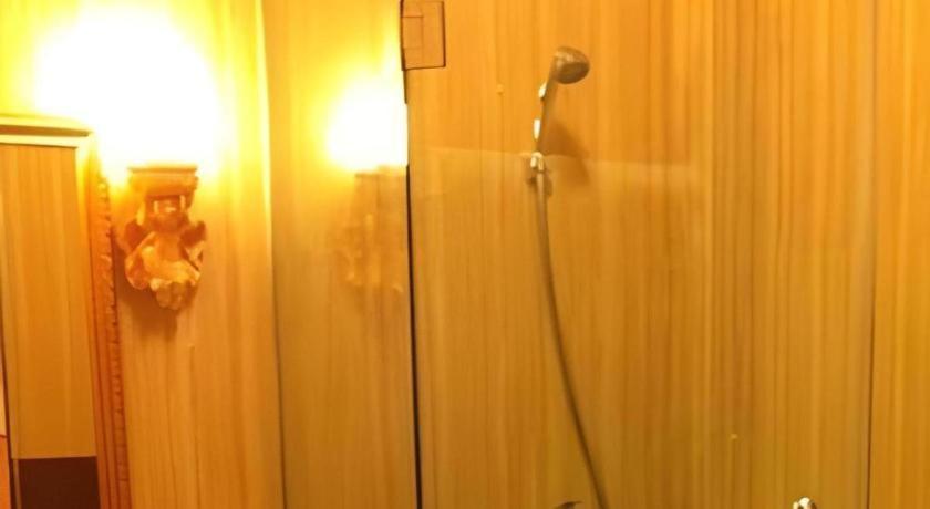 Hotel Grand Town Makassar Exterior photo